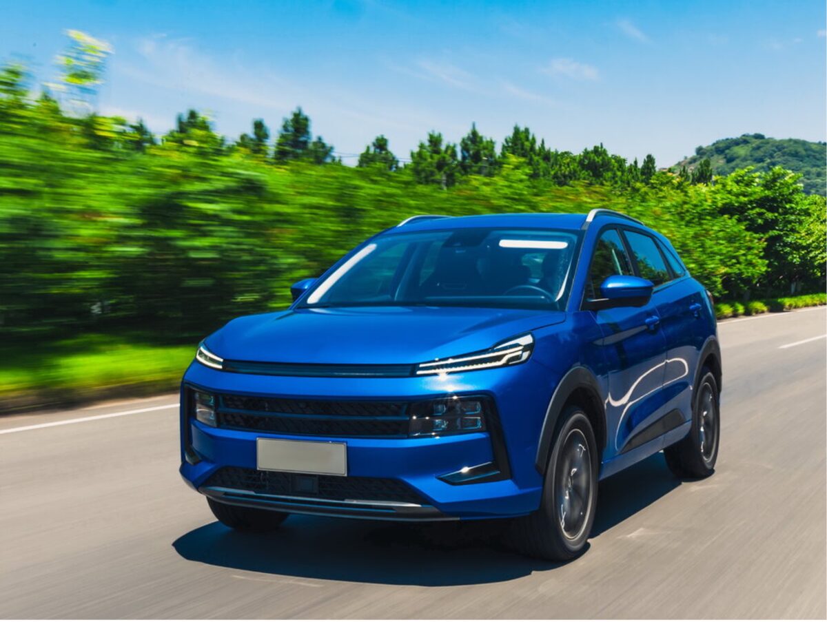 JAC JS6 – статусний кросовер