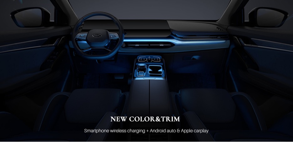 Сідаючи за кермо JS6 одразу відчувається комфорт автомобіля преміум класу